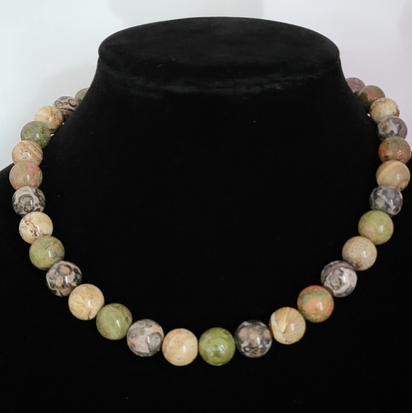 Vintage America Jewelry - Vintage Artisan Jasper Stone Necklace